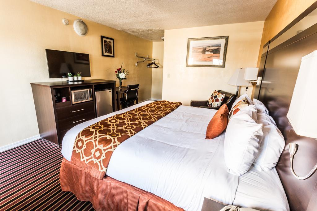 Budget Inn Of America Медфорд Екстер'єр фото